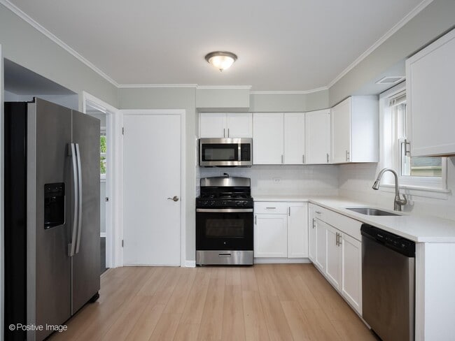Photo - 14341 Dobson Ave