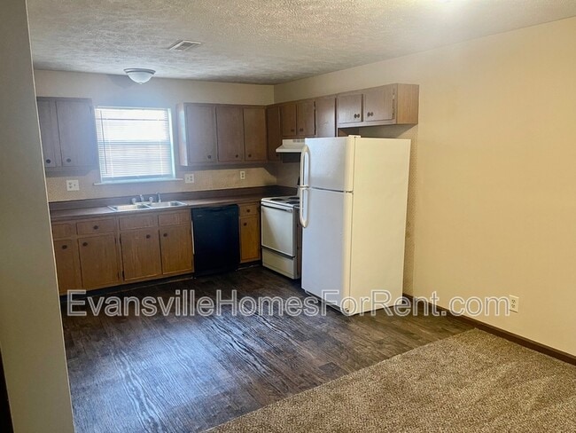 Photo - 6515 Uebelhack Rd