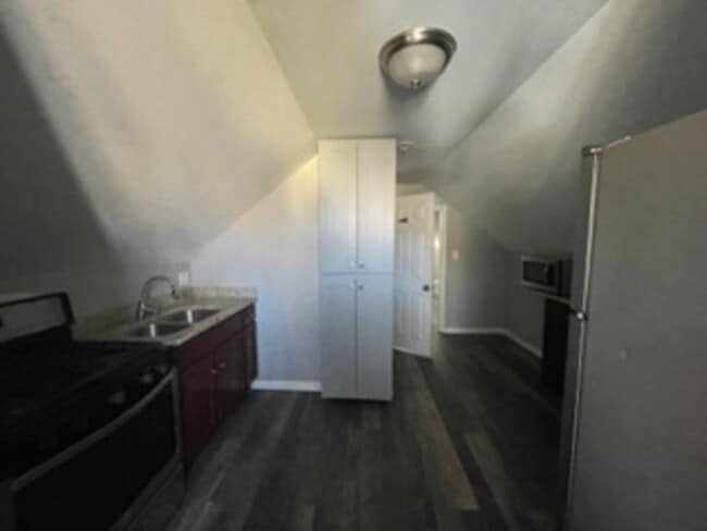 Photo - 608-610 Cooper Ave