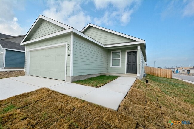 Building Photo - 2410 Broken Arrow