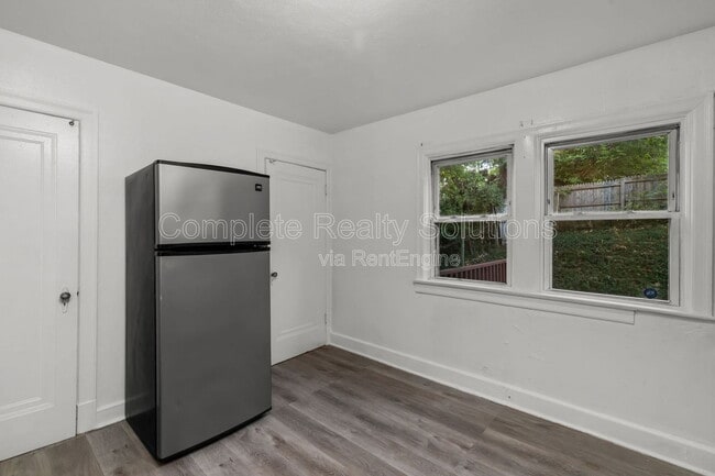 Photo - 147 Chambers Rd