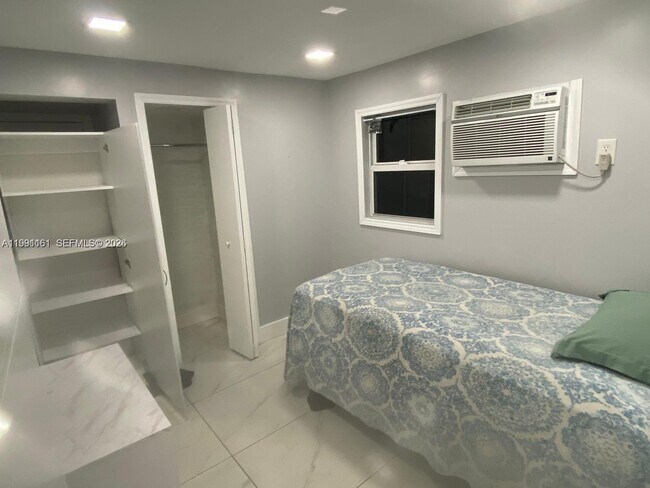 Photo - 2242 Polk St Unit 2