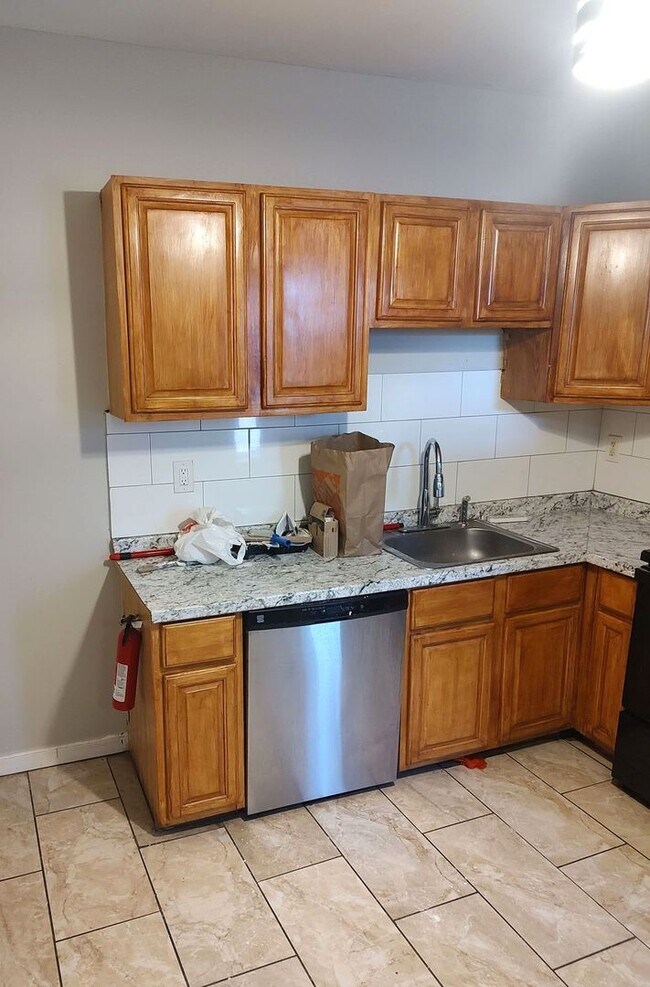 Photo - 2142 N 18th St Unit 3