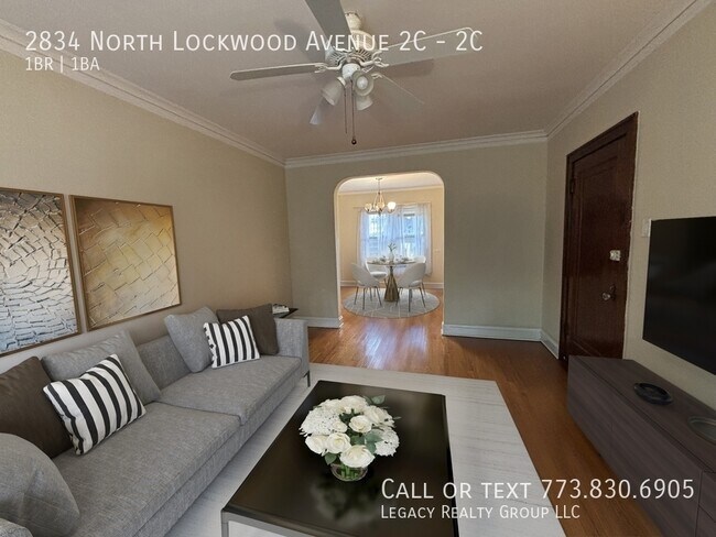 Photo - 2834 N Lockwood Ave Unit 2C