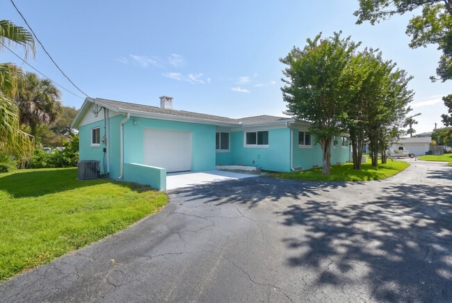 Photo - 124 Atwood Ln