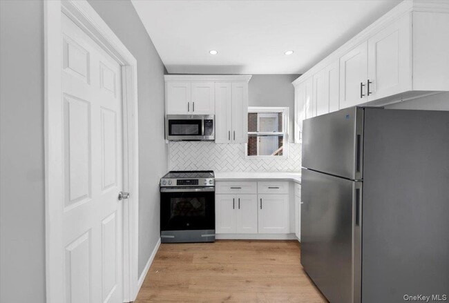 Photo - 216 Pugsley Ave