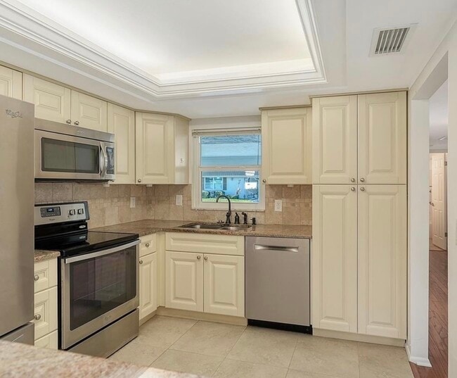 Photo - 2603 Riverbluff Pky Unit Villa #141