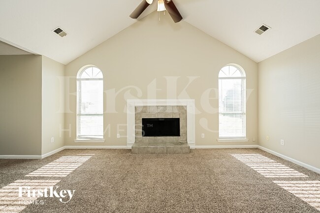 Photo - 4049 Fieldway Rd