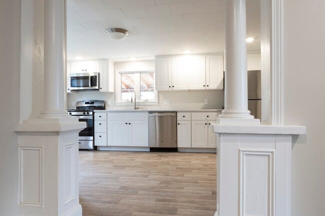 Photo - 62 Union St Unit A