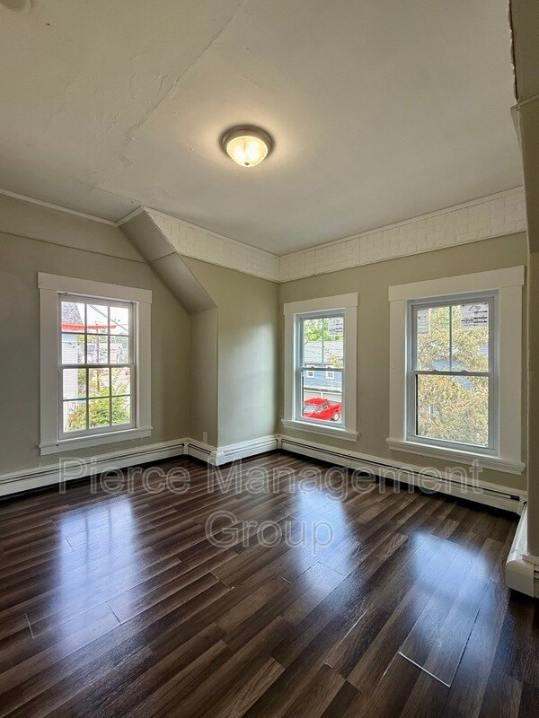 64 Washington St Unit 2