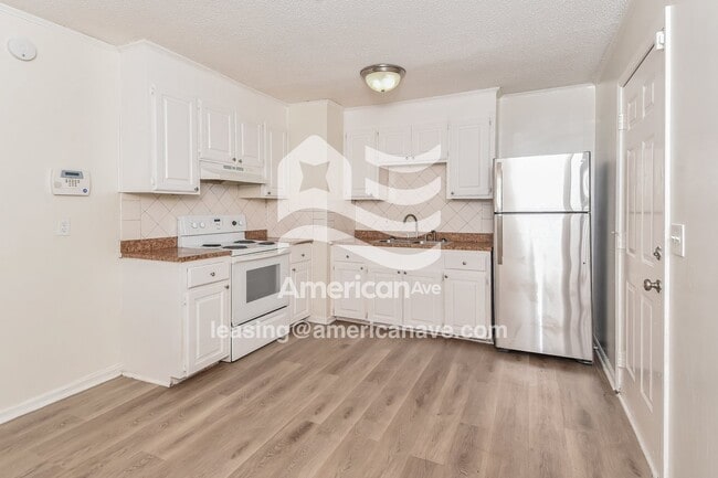 Photo - 122 Miranda Rd