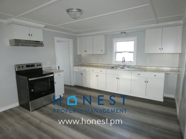 Photo - 35 Summer St Unit 3