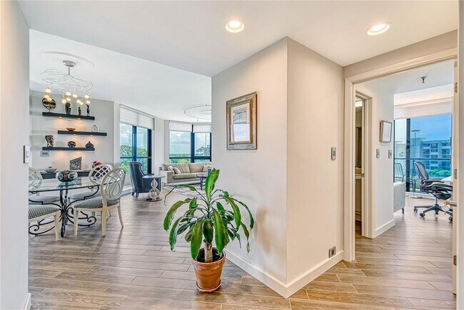 Photo - 1211 Gulf of Mexico Dr Unit 302