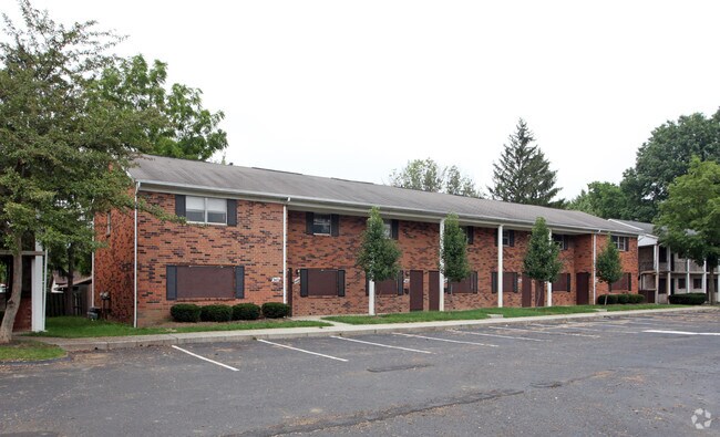 Courtright Lane Apartments - Courtright Lane Apartments