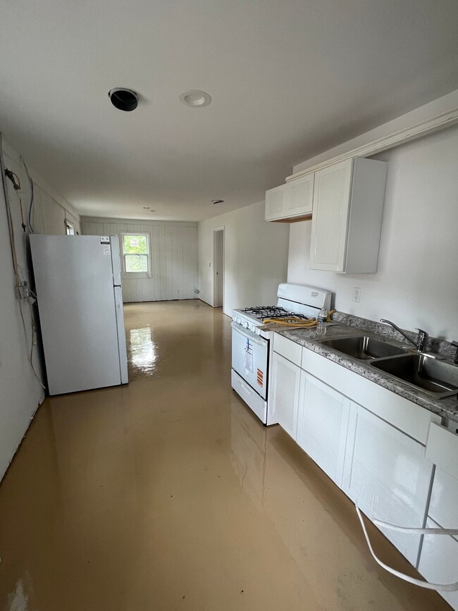 774 Eastern Ave Unit 774