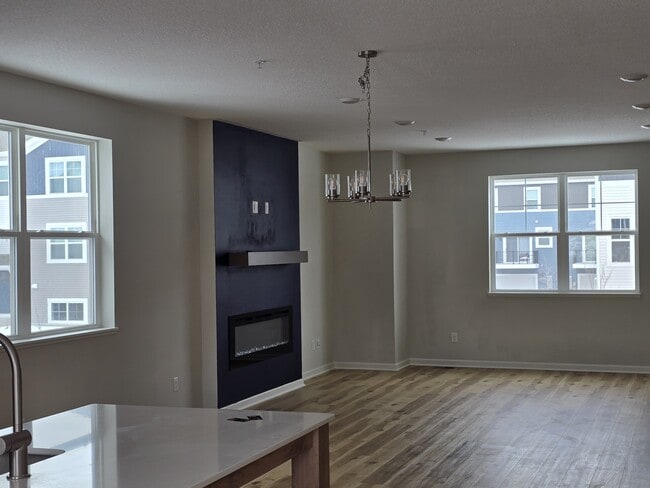 Photo - 8652 Kenyon Ct NE