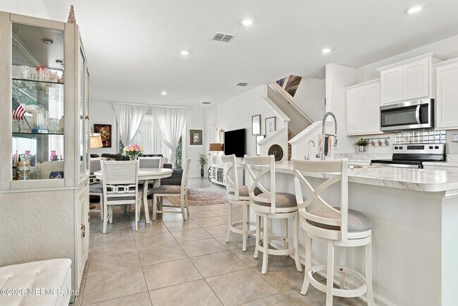 8359 Zenith Cir