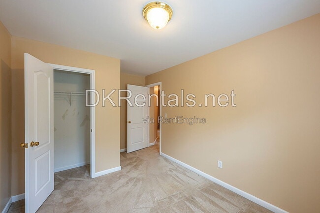 Photo - 7712 Autry Cir