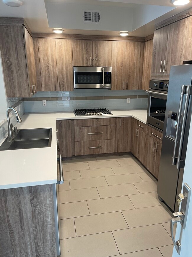 Building Photo - 10908 Hartsook St Unit 206 Rental