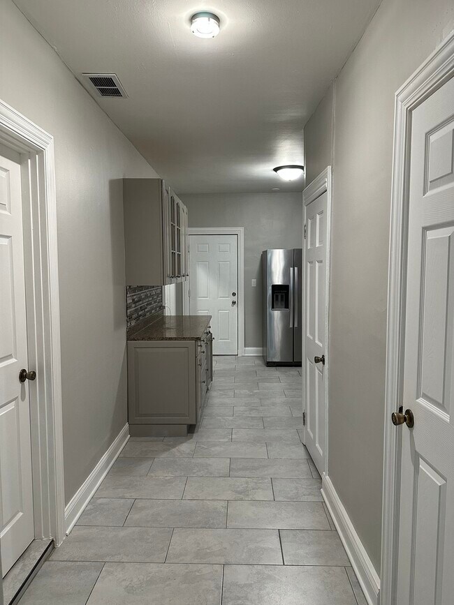 Photo - 4621 S Archer Ave