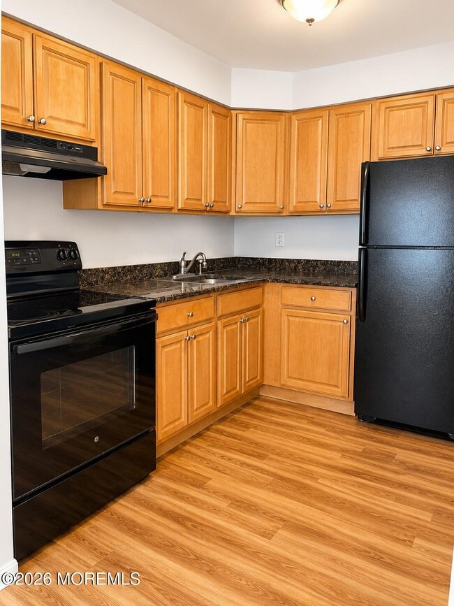 Photo - 315-317 8th Ave Unit 208