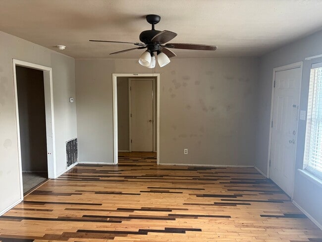 Photo - $1,500 Move-In Special