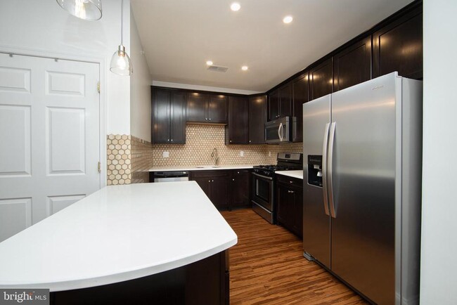 Photo - 244 Park Pl Dr