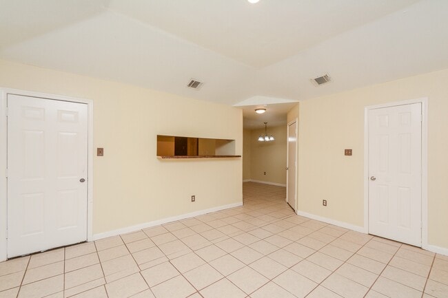 Photo - 8607 Crystal Cove Cir