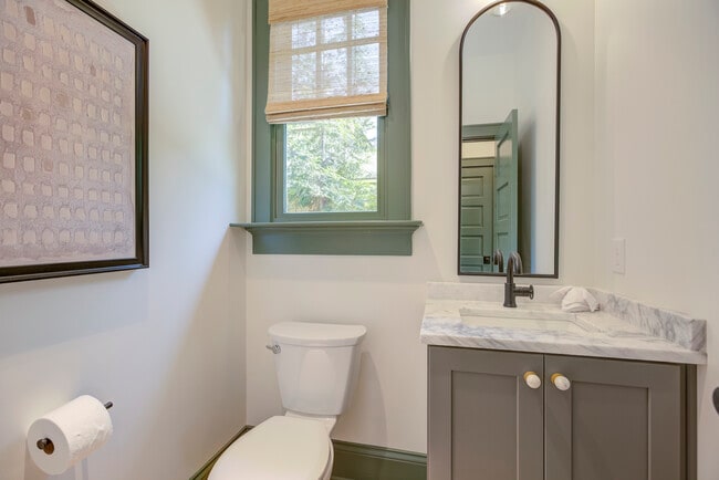 Photo - 431 W Park Ave