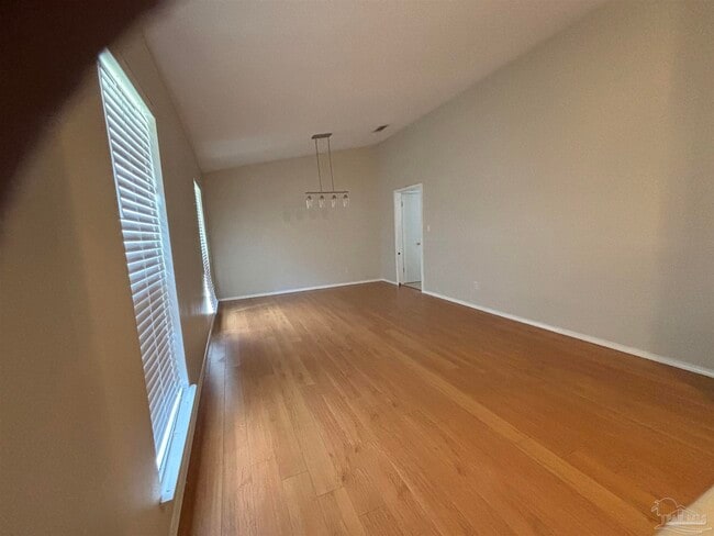 Photo - 7462 Northpointe Blvd