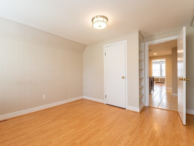 Bedroom 3 - 15 Russell Rd Unit 2