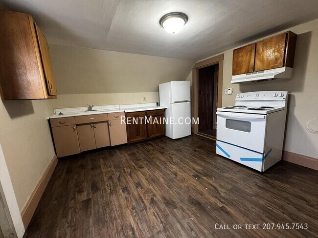 Photo - 26 Waterville Rd Unit 3