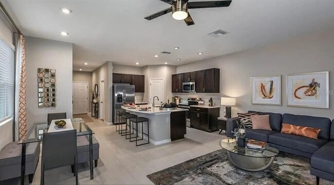 Photo - 10557 Oakside Dr