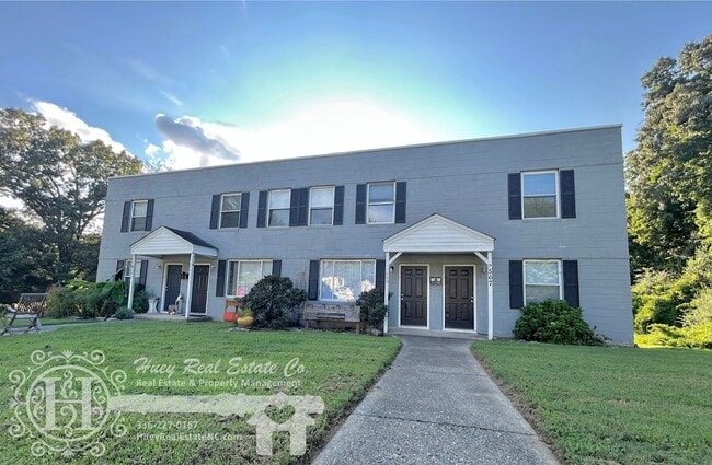 Building Photo - 567 Parkview Dr Rental