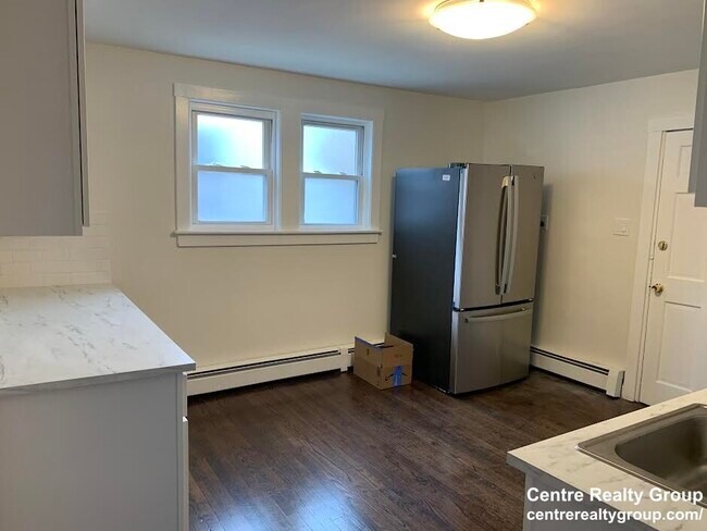 Photo - 355 Market St Unit 1