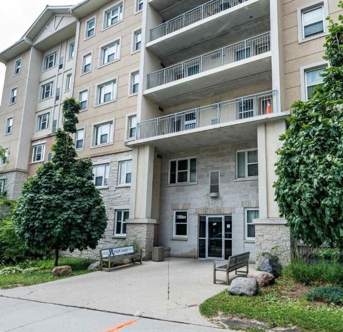 Photo - 251-251 Lester St Unit 1
