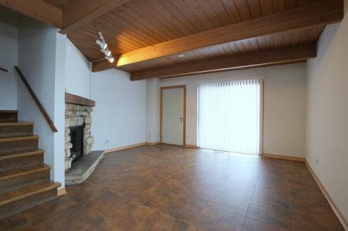 Photo - 367 Meadow Green Ln