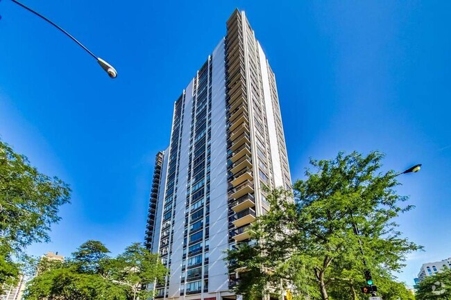 Building Photo - 1360 N Sandburg Ter Unit 1608 Rental