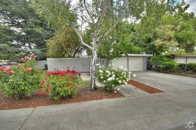 Building Photo - BEST VALUE IN PA!!  Charming Eichler, Midt... Rental