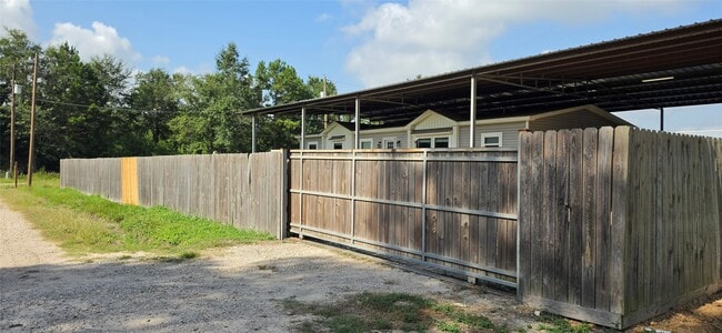 Photo - 2571 Lee Turner Rd