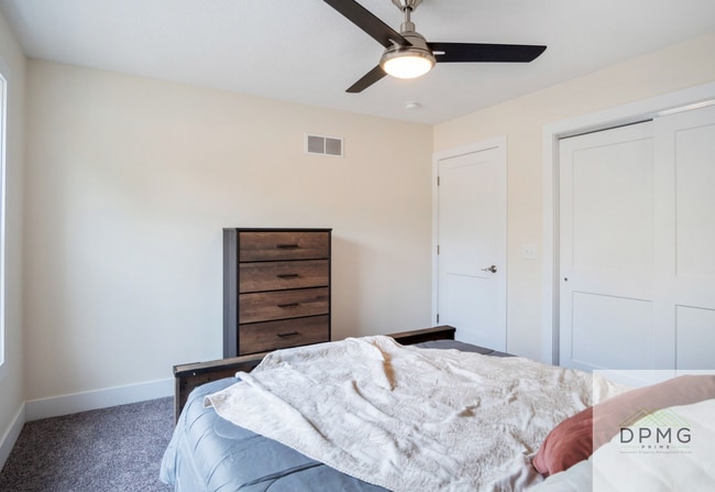 Photo - 414 Haven St