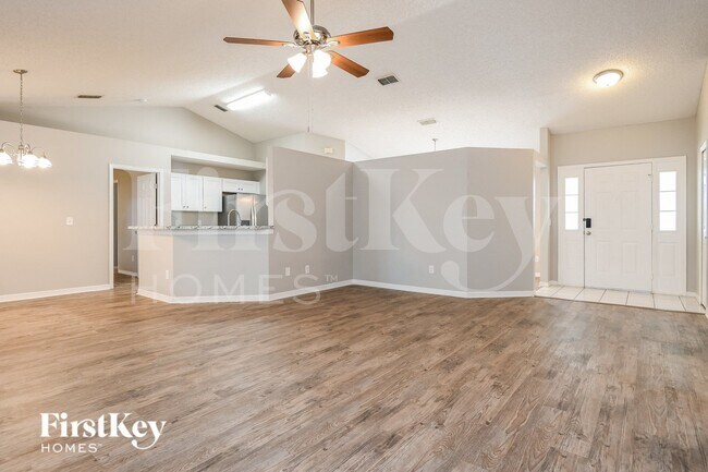 Photo - 1254 Kenworth Dr