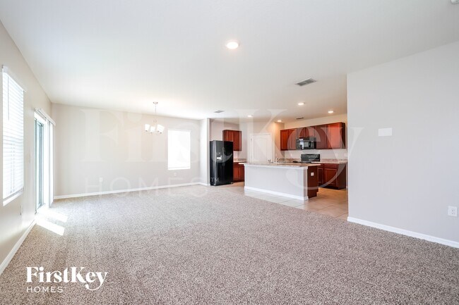 Photo - 107 Fall Glo Rd