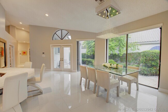 Photo - 2106 NW 60th Cir