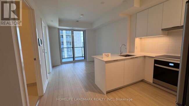 Photo - 3079 Trafalgar Rd Unit 1101