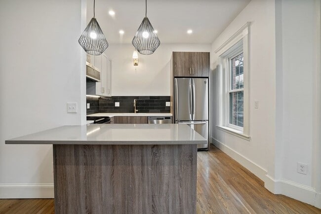 Photo - 512 Massachusetts Ave Unidad 3