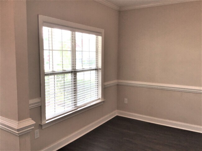 Photo - 617 Monterey Pine Dr