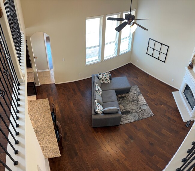 Photo - 6819 Hunters Trace Ln