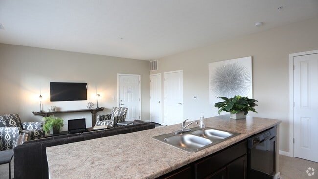 Kitchen - 2BR, 2BA - 1,010 SF - The Antrim - Liberty House