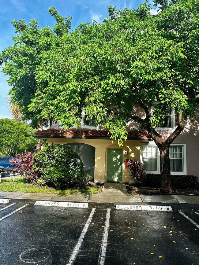 Photo - 6500 W Sample Rd Unidad 6500
